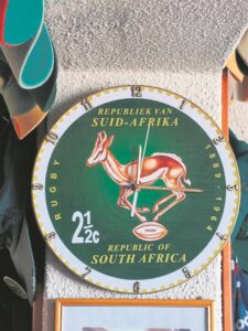 Senior burger met rugby-museum nooi sportliefhebbers uit om te kom kyk