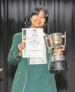 Kuilies rises above: De Kuilen High School boast with a 98,9% pass rate