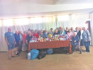 Senior groep van die NG kerk Goodwood skenk aan SA Water Warriors