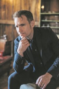 Skrywer en regisseur Desmond Denton skep distopiese Kaapstad