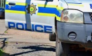 Residents in Goodwood complain of homeless people stealing fence and vibracrete at railway station