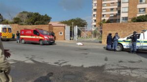 Boy shot dead outside court