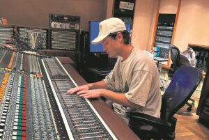 Young music producer shines in Hollywood
