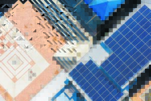 Solar power that unites the globe