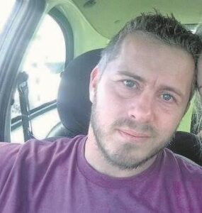 Mense praat ‘wolhaarstories’, sê Kaapse bouer wat glo talle indoen