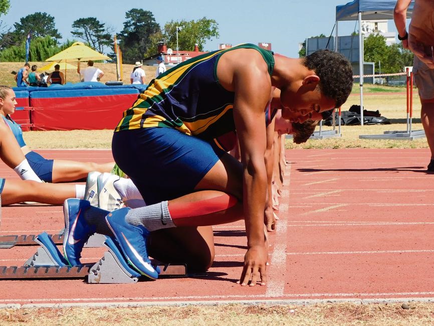 Die o.15-seuns staan reg vir wegspring in die 100?