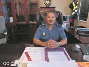Alexander verlaat Mitchells Plain