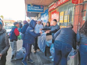 Blanket drive for homeless at Gophers pub in Goodwood