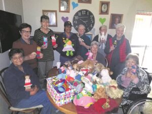 Woolen dolls that bring comfort to victims of crime