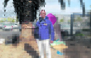 Onwettige vuur laat kragboks brand, talle besighede sonder elektrisiteit gelaat