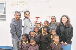 Four ECDs get donations