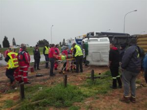 Traffic on N1 outbound diverted to R300