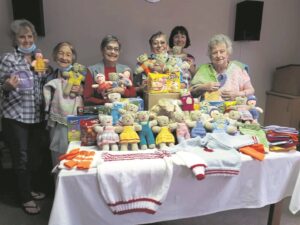 Seniors brei vir projek