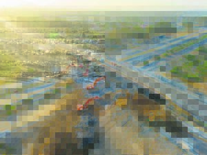 Sloping van brug oor N7 lei tot verkeersontwrigting