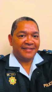 Goodwood SAPD se Kapt. Theunis groet
