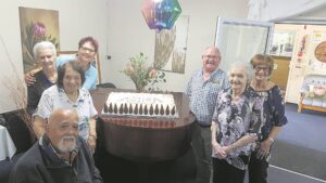 Goodwood-gemeenskap span saam om Protea-tehuis se verjaarsdag te vier