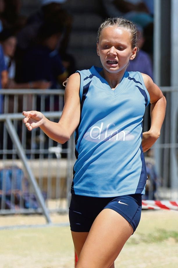 Mieka Vermeulen wen die 400?m-item vir meisies o.1