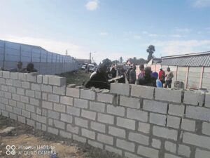 Elsies River residents can apply to keep ‘illegal’ wall without intervention