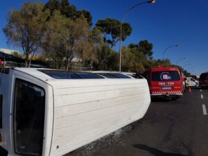 Nineteen left injured in taxi accident