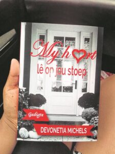 Digter van Eersterivier vereer vir boek