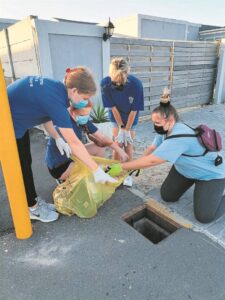 Residents in cause to curb