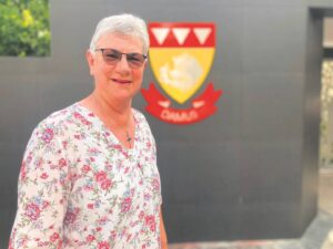 Eversdal-adjunkhoof groet ná 42 jaar