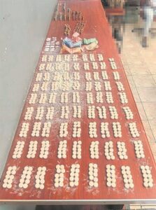 Dwelms, kontant by twee in Parow gekry