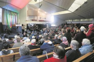 FOTO’S | ‘Winterhoop’ met seniors in Kuilsrivier gedeel