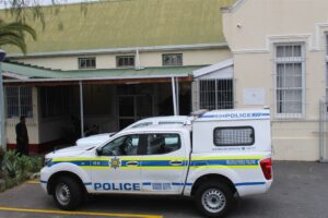 Bellville ‘veilig verklaar’ na ‘n reeks bomdreigemente