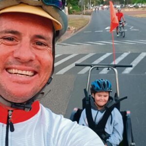 He ain’t heavy … he’s my ‘brother’