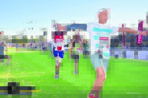 Dwelmslaaf van ouds pak Comrades vir tweede keer aan