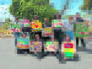 Safeline marks 16 Days of Activism