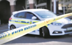 Twee beroof, ontvoer en in Monte Vista agtergelaat