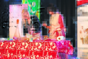 Marinda laat mense lekker eet by Tygerberg-sakekamer se vroue-oggend