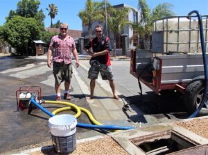 Water stroom uit boorgat