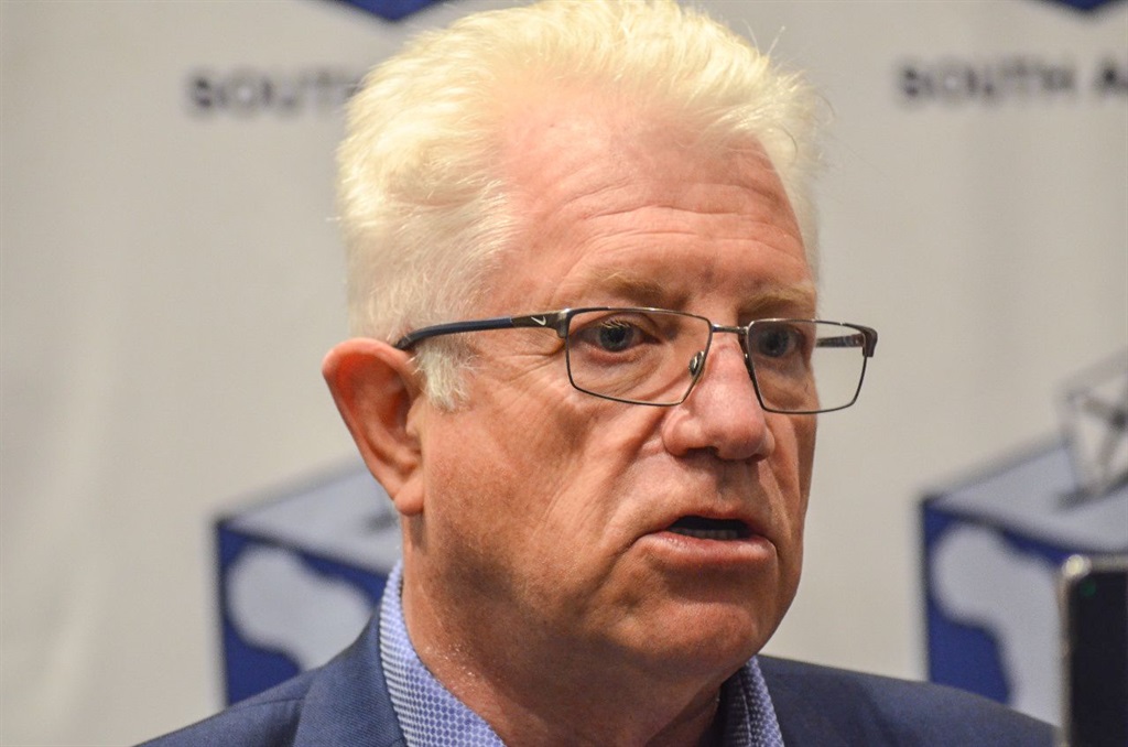 Alan Winde premier of the Western Cape says crime in the province is unacceptably high.