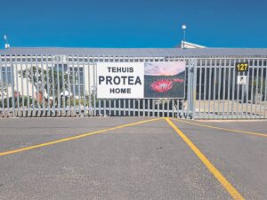 Glenwood Neighbourhood Watch spreads kindness to Protea Old Age Home