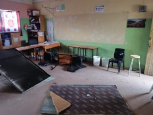 Vandale plunder Hoërskool Tuscany Glen