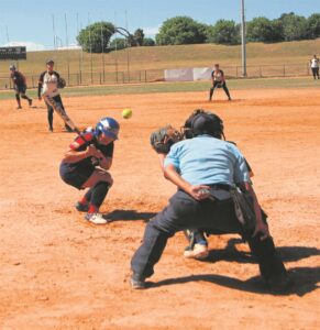 yankees advance to final