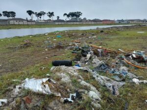 Grusame ontdekking naby die kanaal in  Kalkfontein gemaak