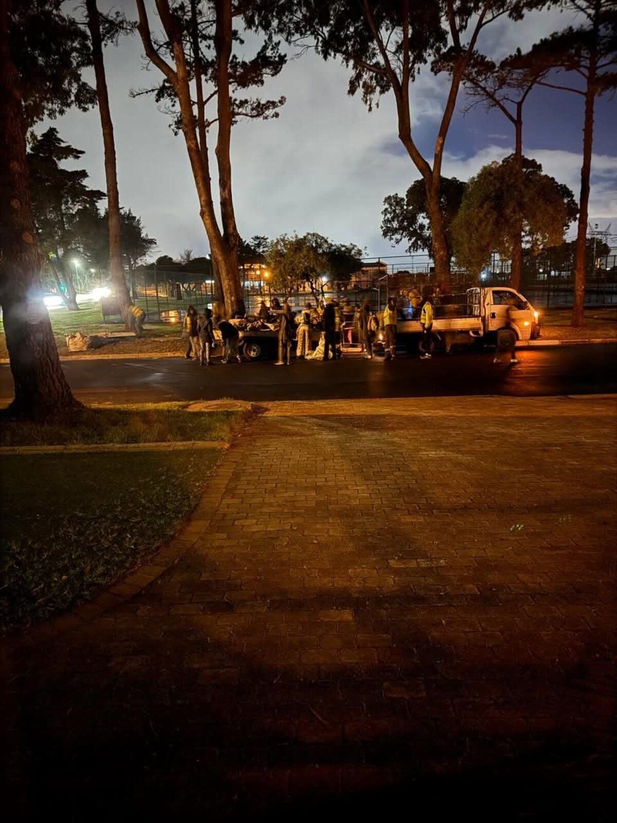 Concerns raised over bin pickers dropped off in Bothasig