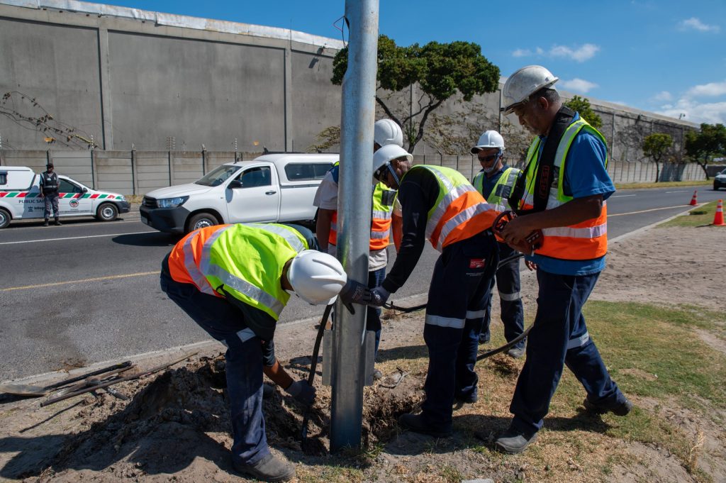 The City attended to 9 772 streetlight repair requests in July.