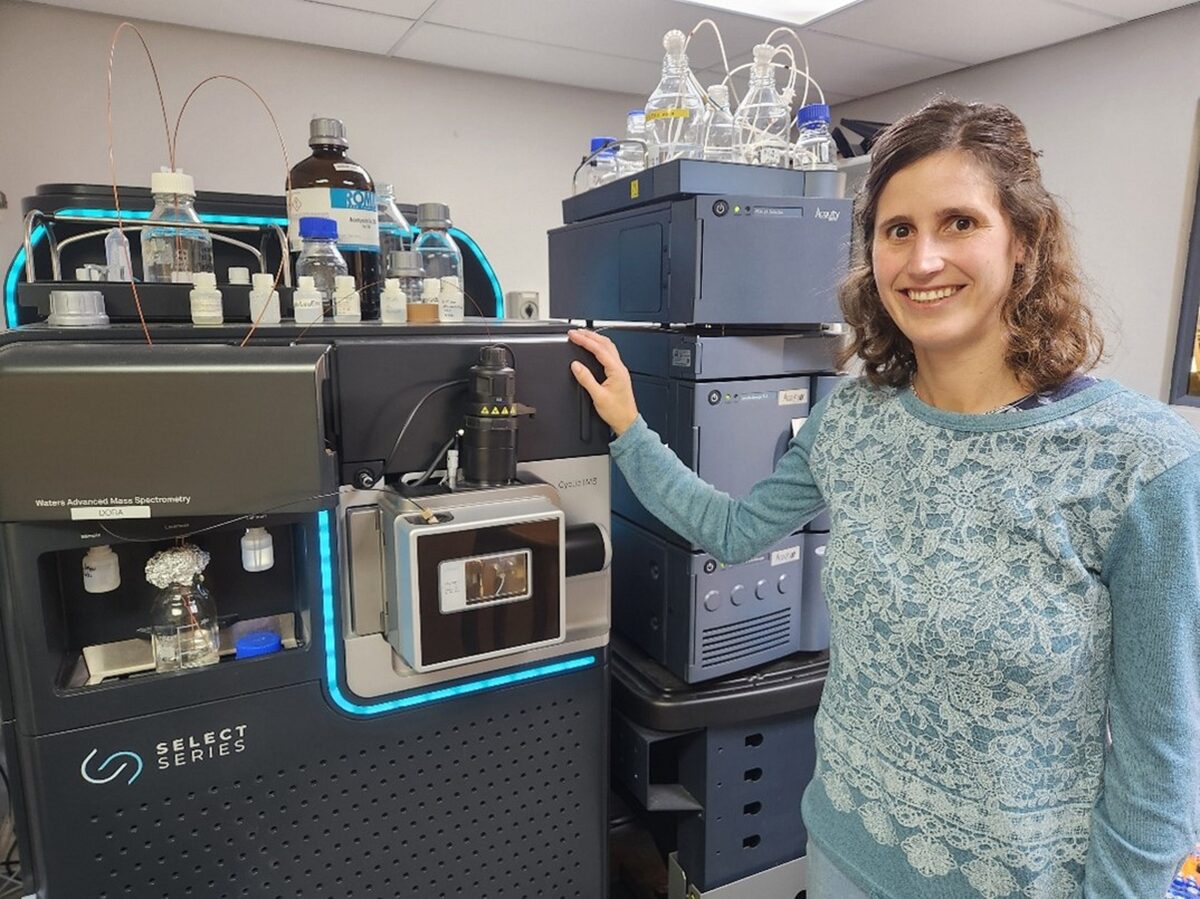 Don’t throw away those Cannabis leaves – they are packed with rare compounds