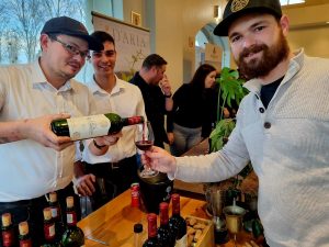 Red wine soiree celebrates milestones