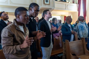 Duisende verwag by geskiedkundige Mighty Men-saamtrek op die Kaapse Vlakte