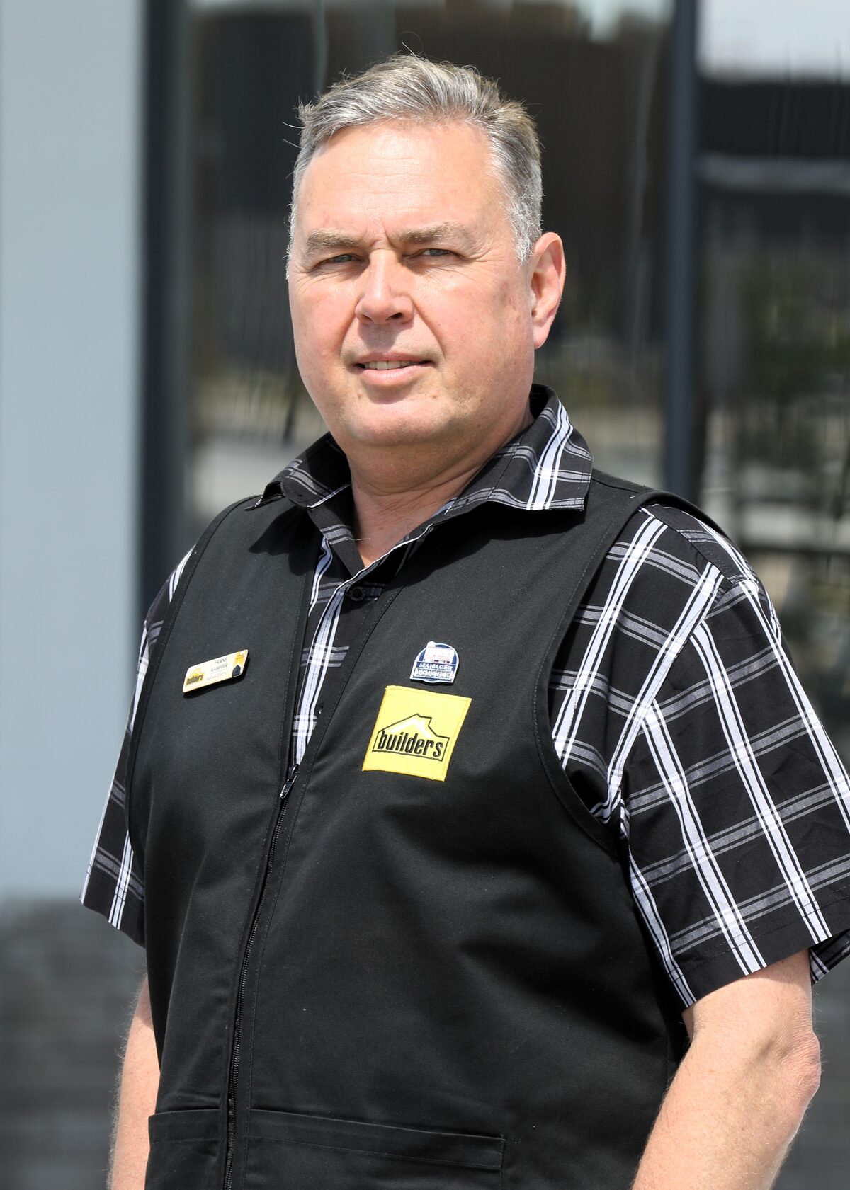 Image of Builders Haasendal store manager.