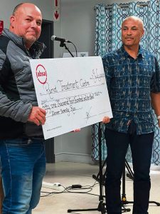 Cape Town runner donates R51 000 to Parow rehab centre after Comrades