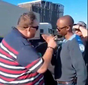 WATCH: ‘Drunk’ motorist seen attacking Cape Town traffic officer nabbed on multiple charges