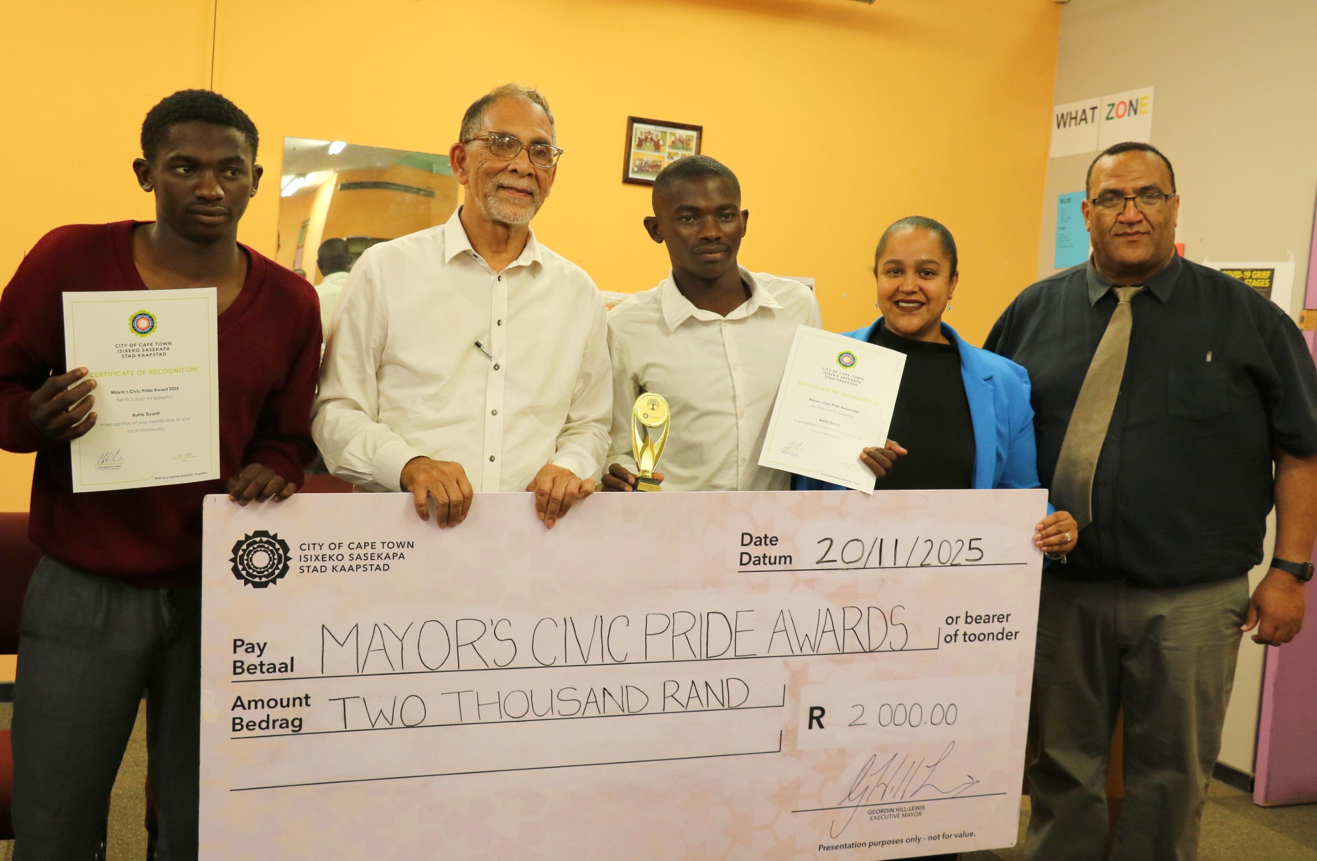 Photo of award handover.