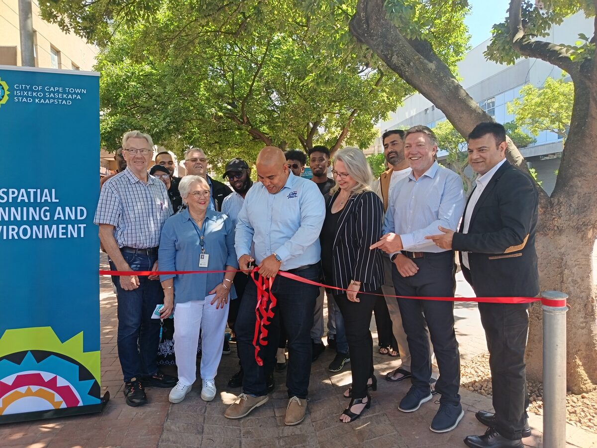 Bellville traders and residents celebrate new Kruskal Avenue improvements